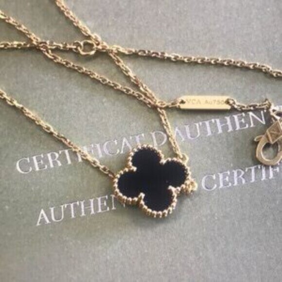 Authentic Van Cleef & Arpels Vintage Alhambra 18K Yellow Gold Necklace - Picture 4 of 8